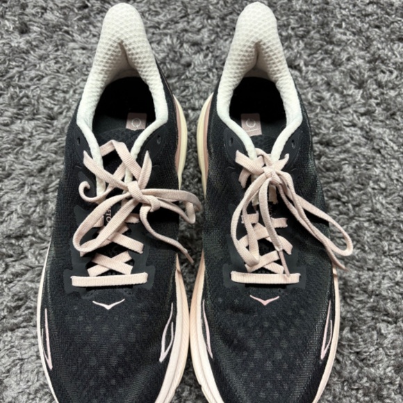 Hoka One Clifton 9 Running Shoe Women's Size 7.5 Pre-Owned, Incredible Condition - Picture 2 of 6